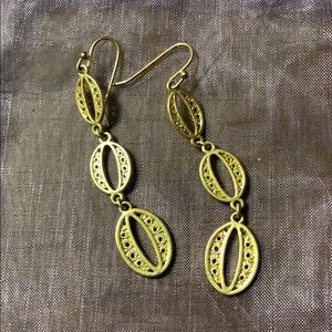 Stella and Dot gold tone earrings